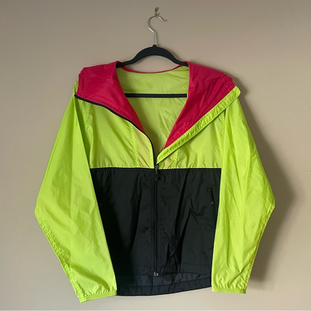 The North Face Windbreaker Packable PINK + GREEN kermit colored vintage XS - Picture 14 of 16
